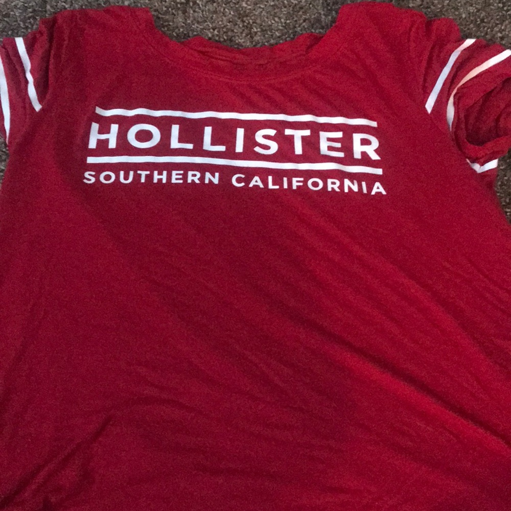 Red and white Hollister shirt